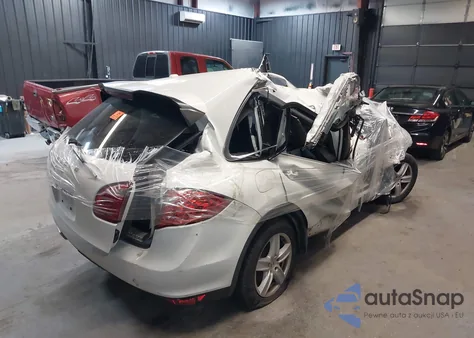 2013 Porsche Cayenne z USA, uszkodzony, nr VIN WP1AA2A29DLA03110